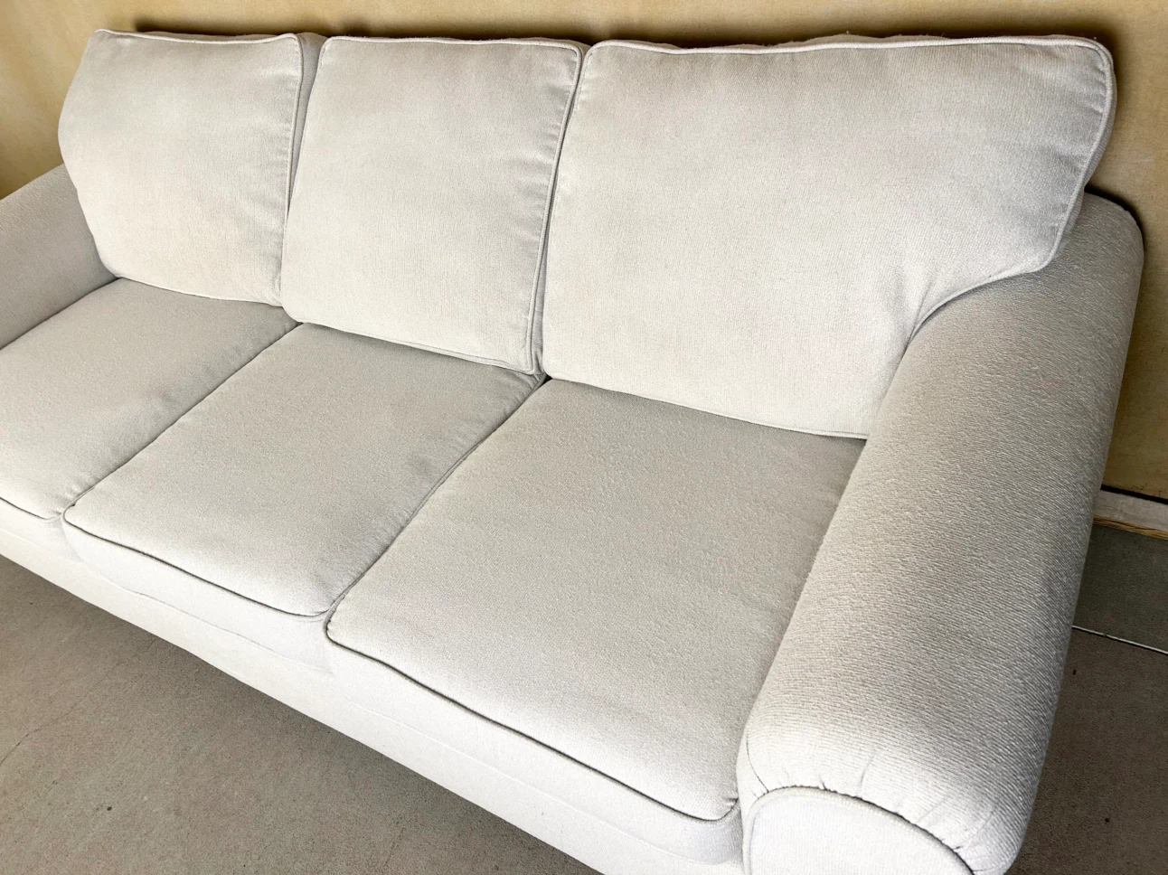 DELIVERY AVAILABLE! FABRIC SOFA + LOVESEAT FOR $500! - photo 3