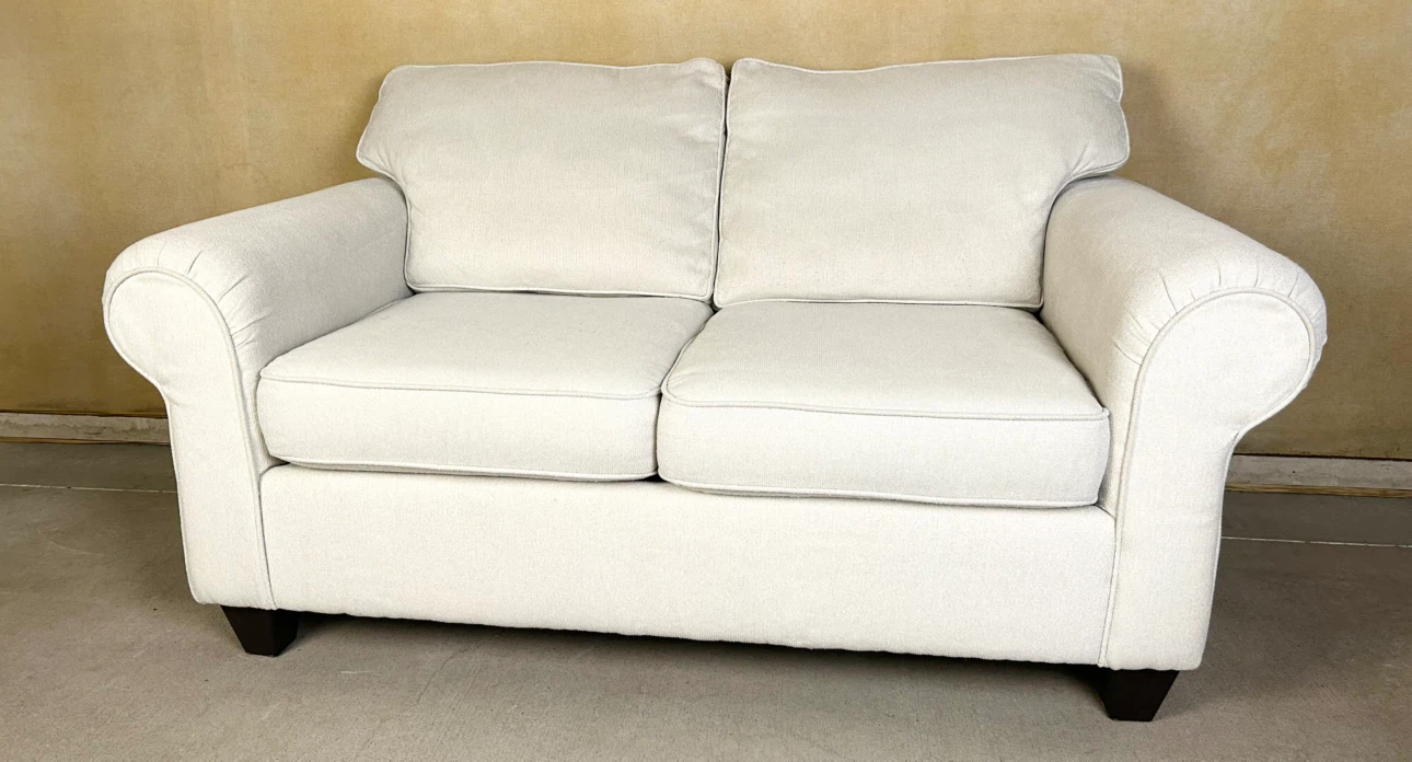 DELIVERY AVAILABLE! FABRIC SOFA + LOVESEAT FOR $500! - photo 5