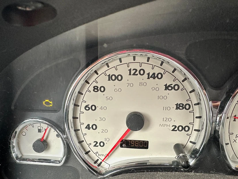 Saturn Vue SUV - photo 5