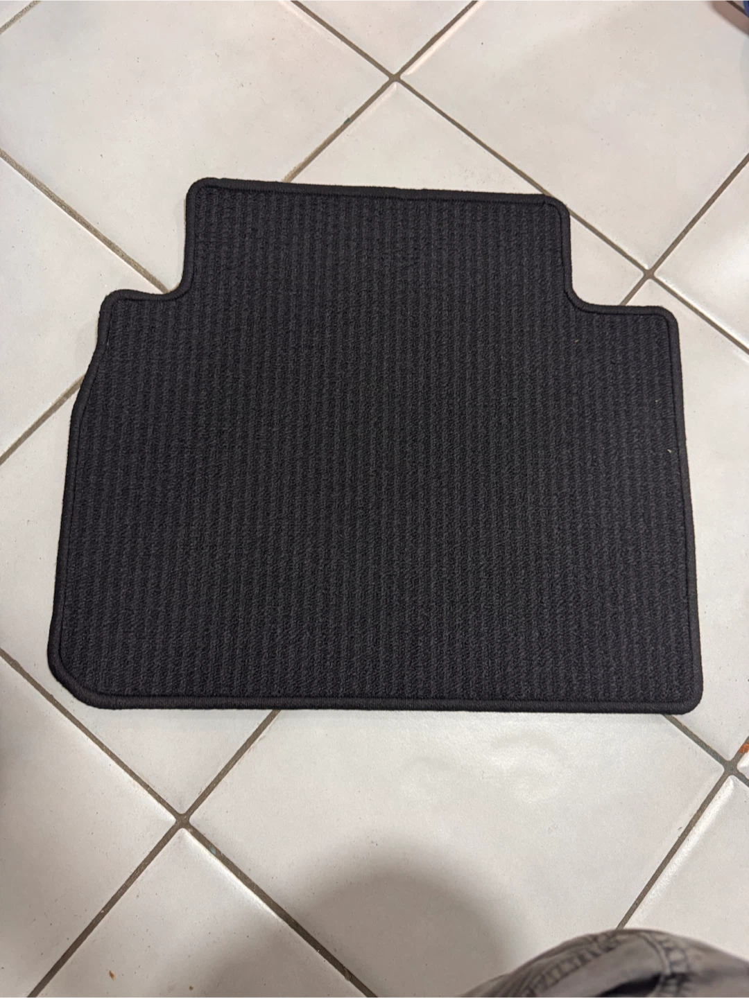 Toyota Camry Carpet Floor Mats - photo 5