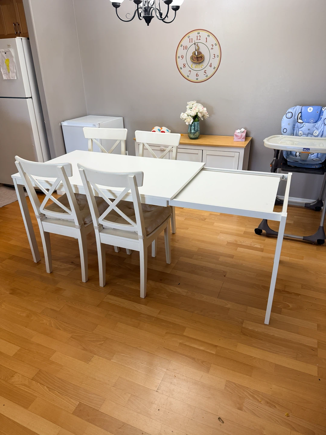 IKEA EKEDALEN Extendable Table and 4 Chairs - photo 3