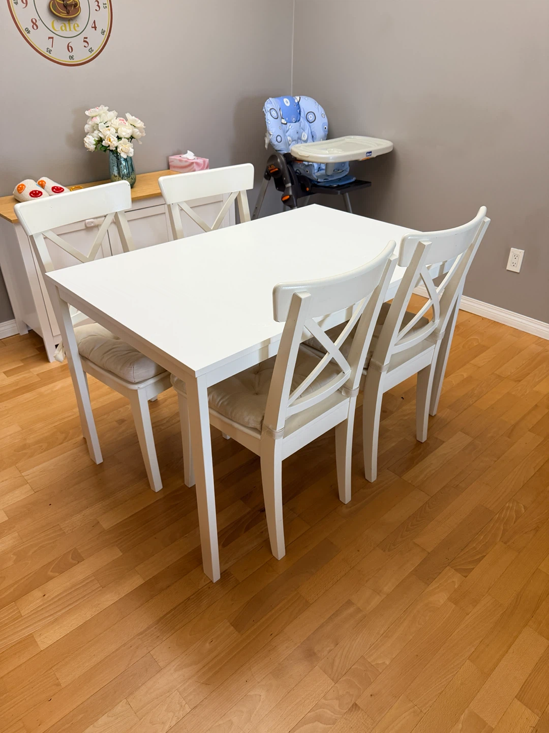 IKEA EKEDALEN Extendable Table and 4 Chairs - photo 5