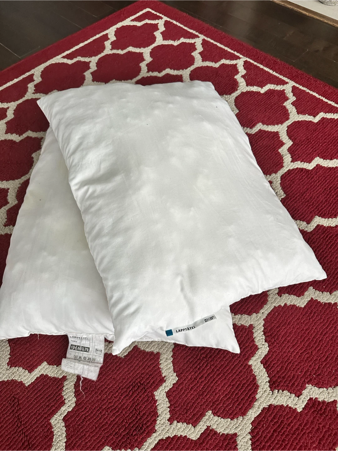 4 IKEA pillows. 2 LAPPTÅTEL Pillows and 2 IKEA SLAN pillows - photo 2
