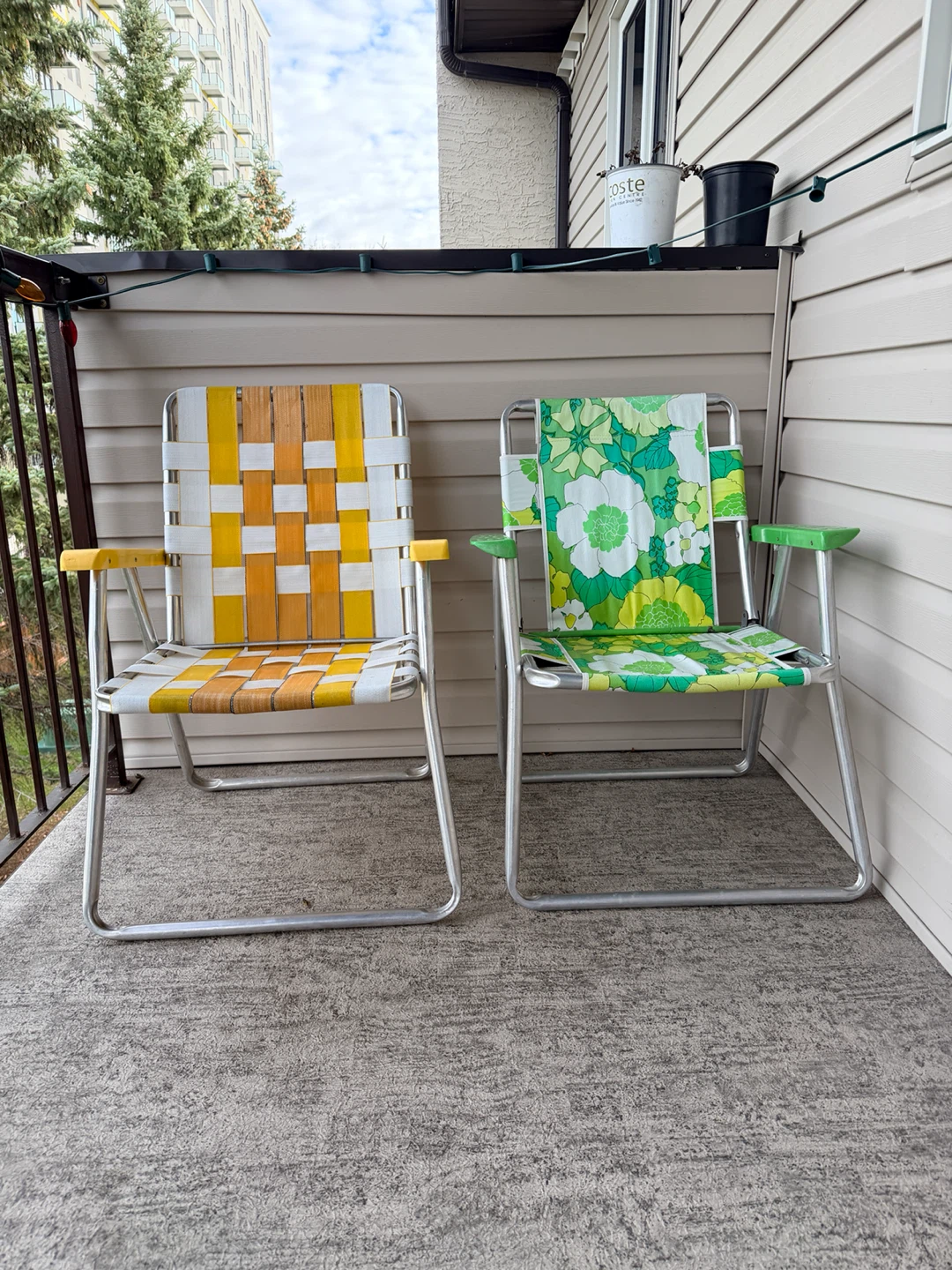 Set of 3 Vintage Folding Lawn Chairs - photo 2