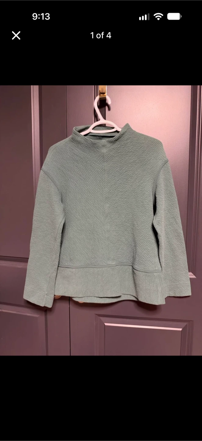 Lululemon Textured Pullover Green Size 4
