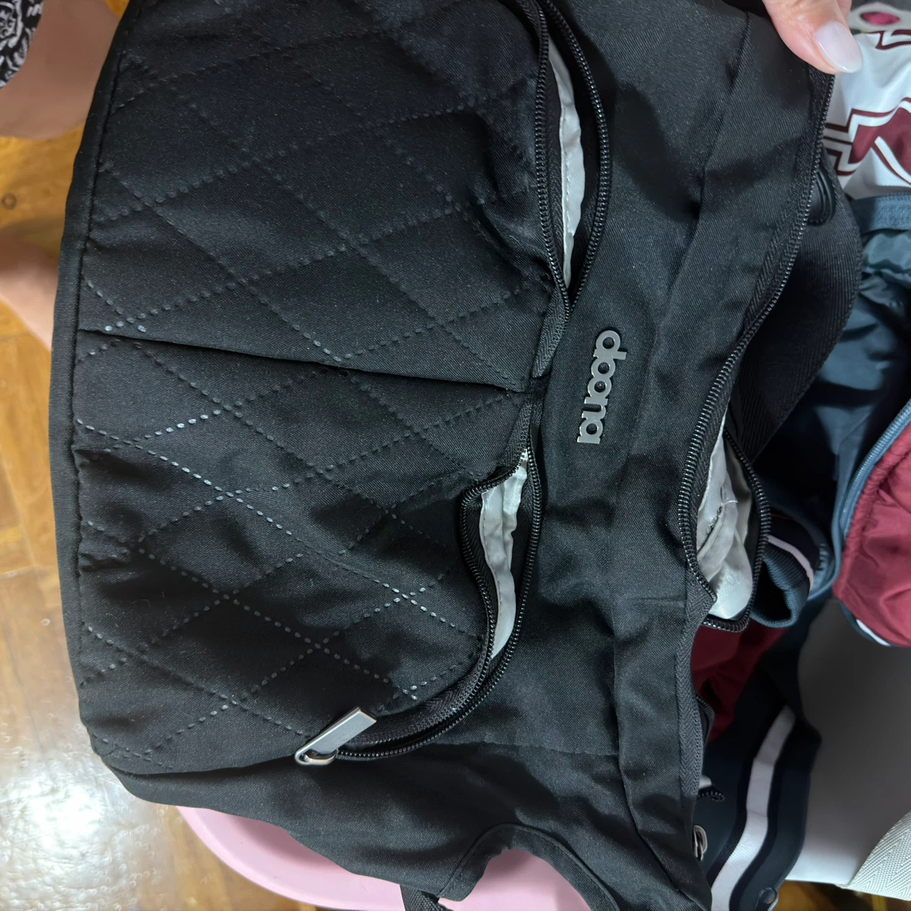 Doona Car Seat and Stroller with Base dos cover  y bulto