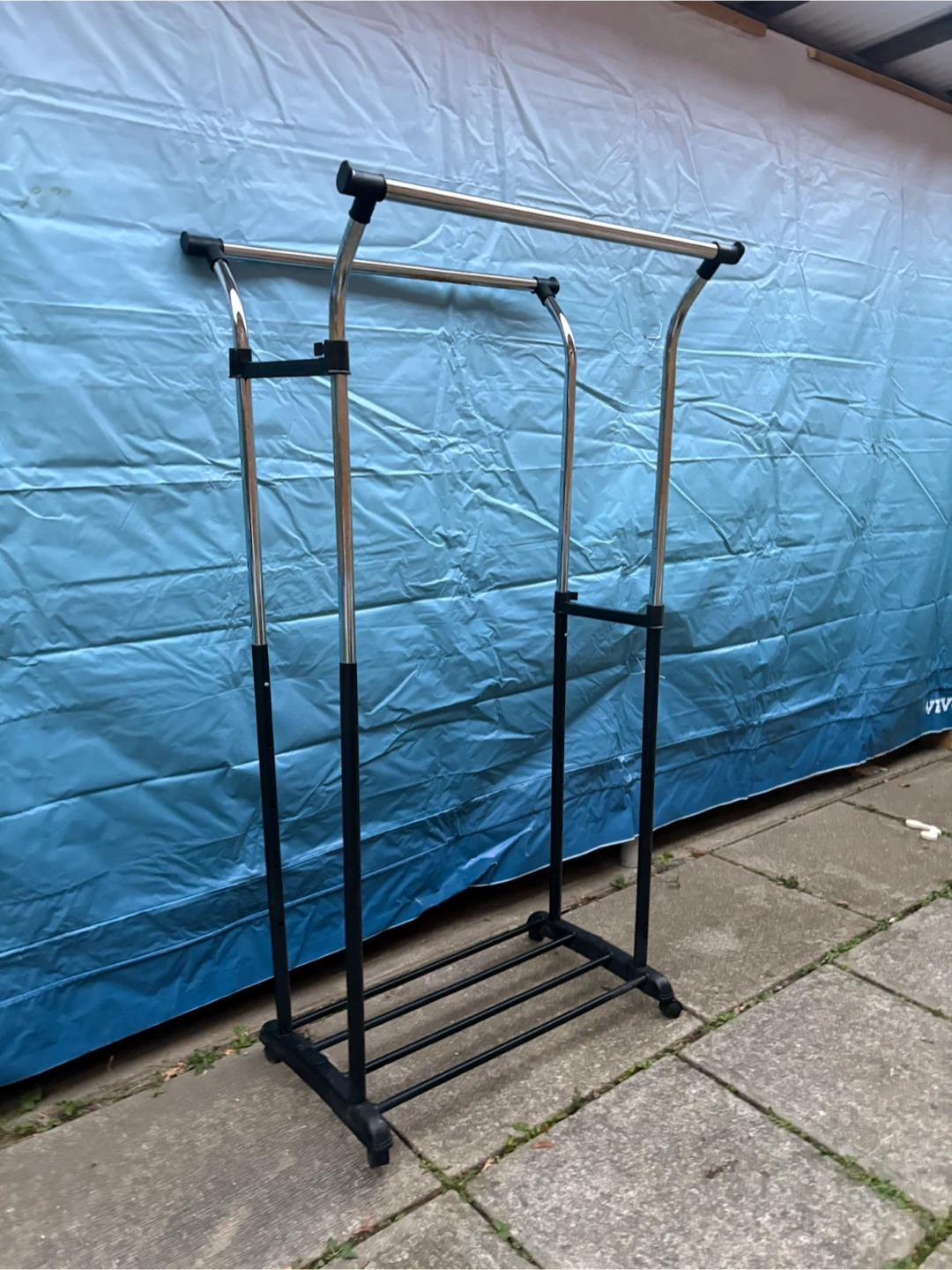 Adjustable Double-Rail Clothing Rack - photo 2