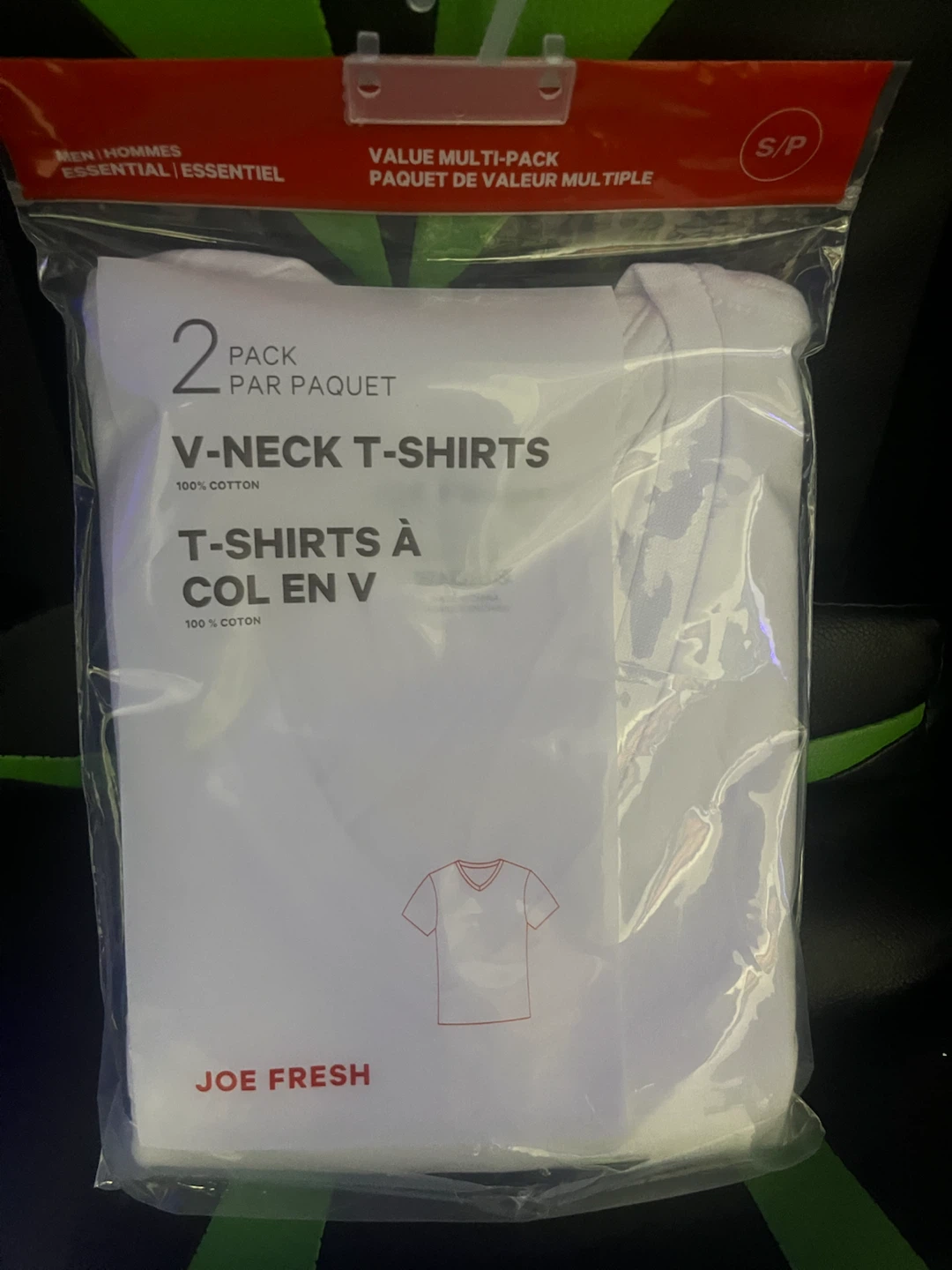 Joe Fresh Men's V-Neck T-Shirts 2-Pack - photo 2