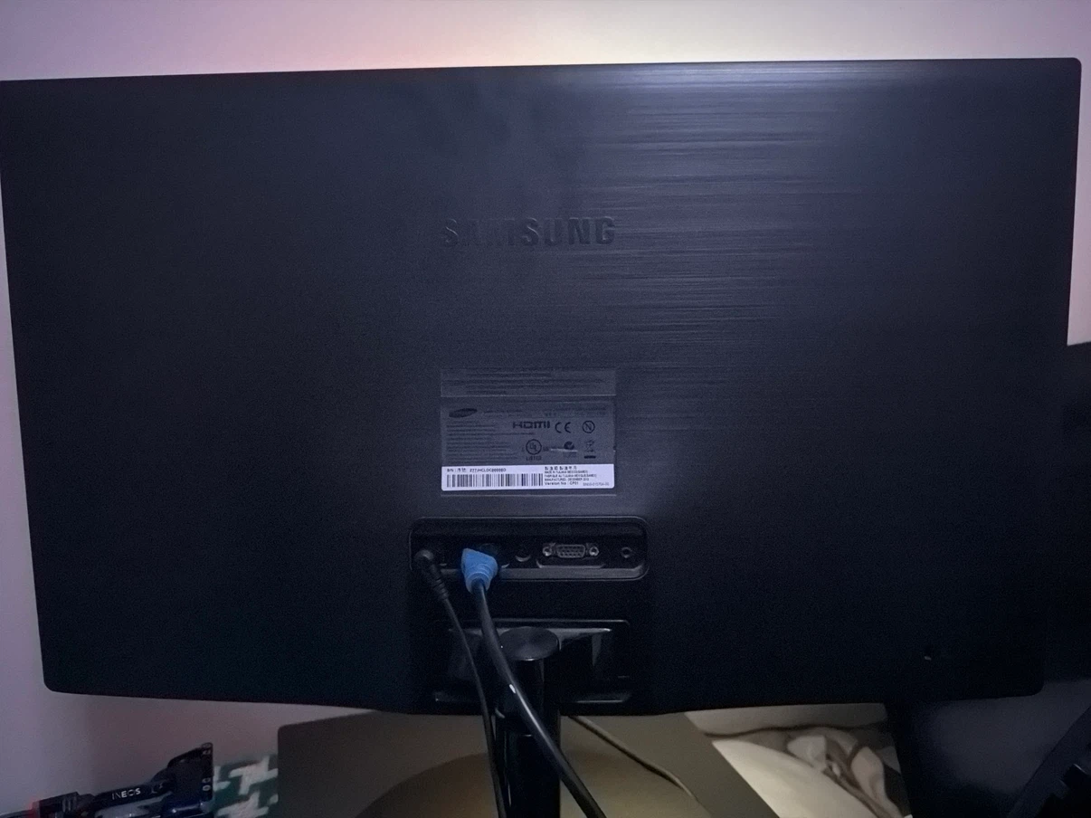 Samsung 24-inch Monitor S24C380HL - photo 3