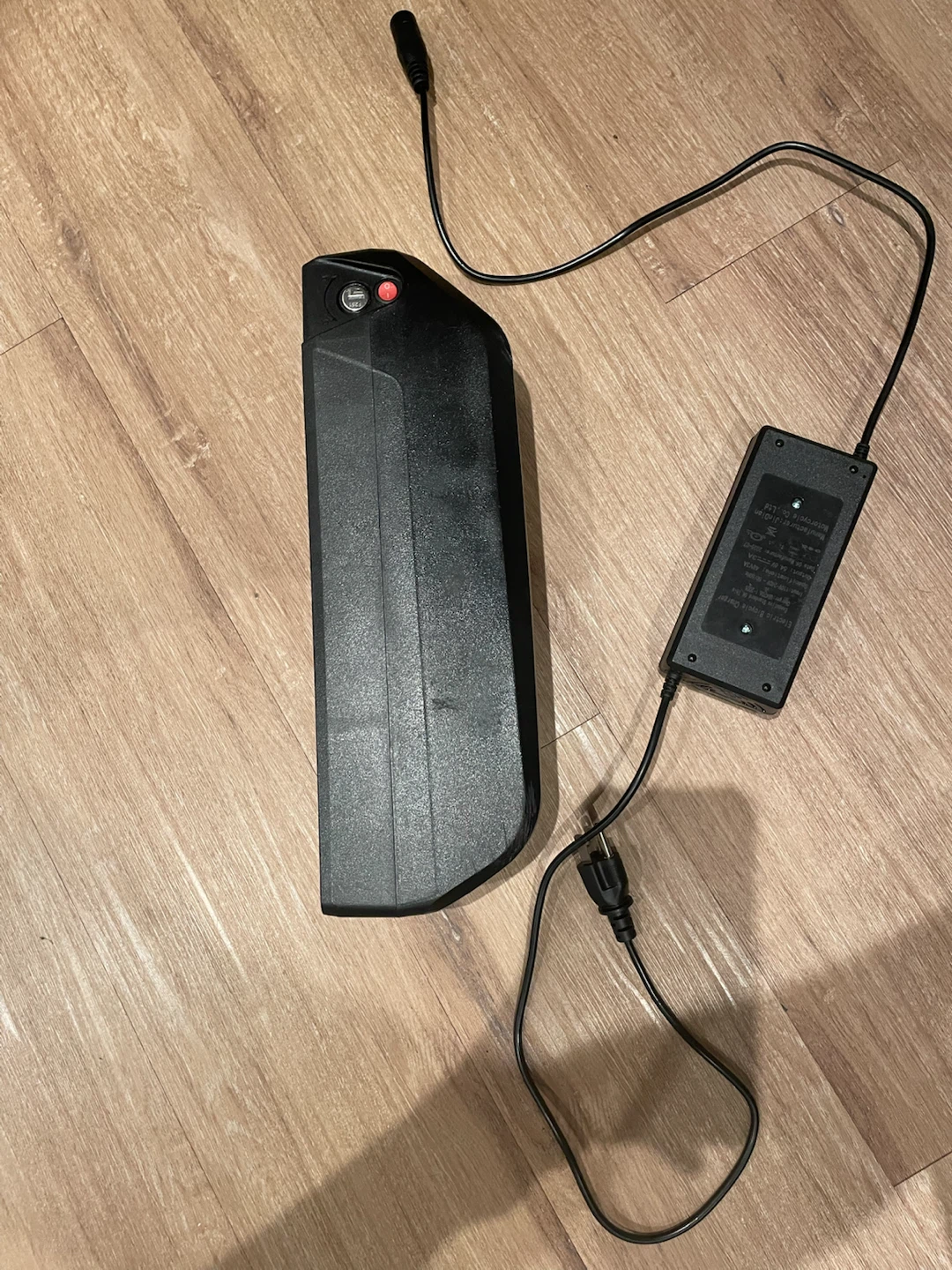 E-Bike Lithium-Ion Battery and Charger