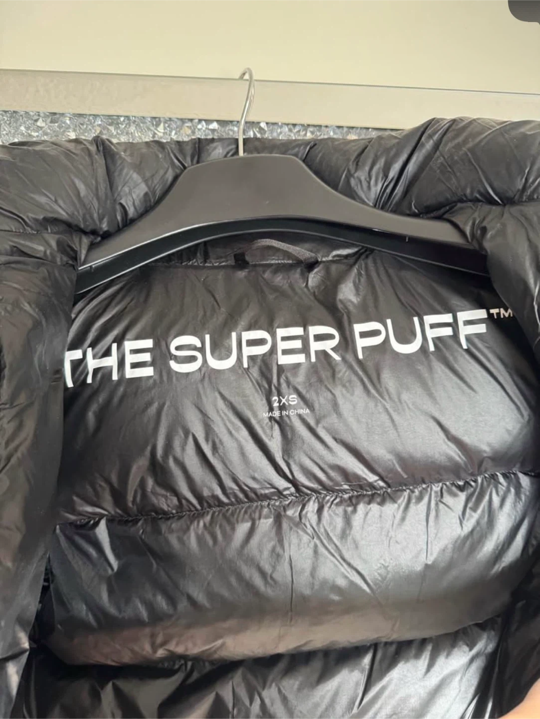 Aritzia Super Puff Shorty Lacquer - photo 3