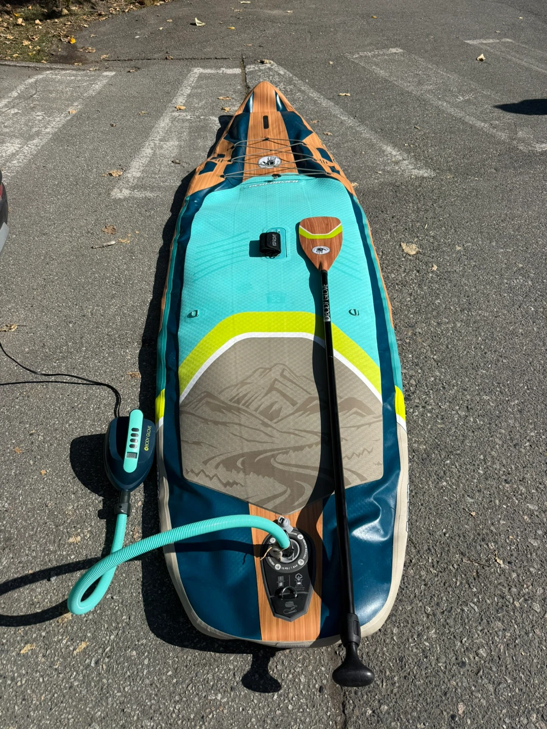 Body Glove SUP and Life Jackets Bundle