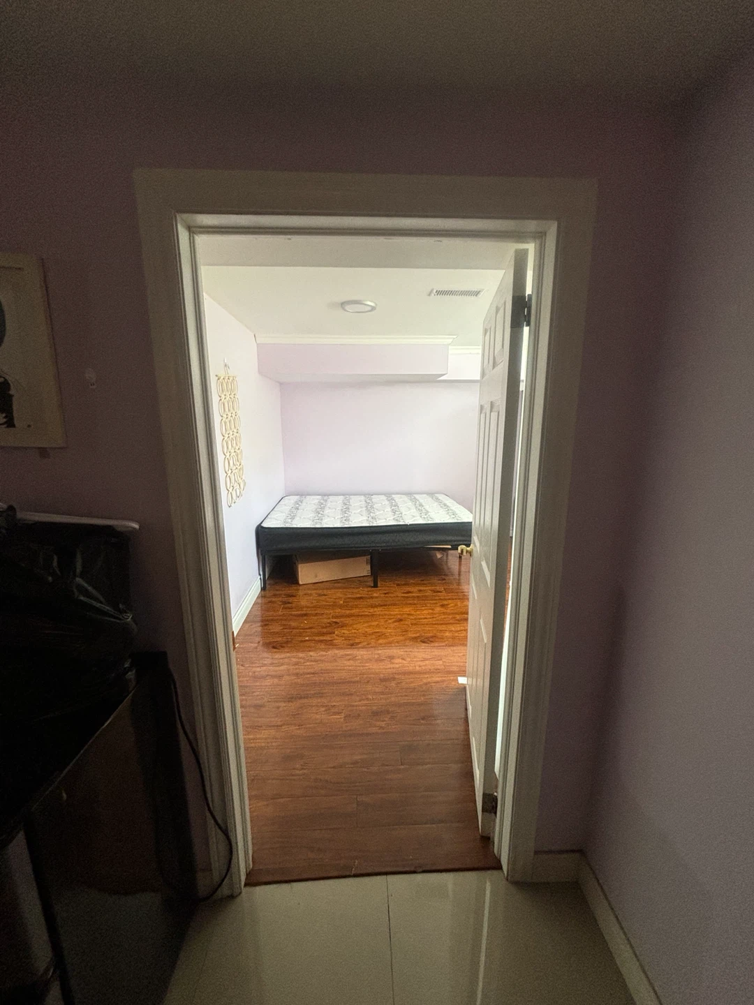 Room for Rent Available! - photo 4