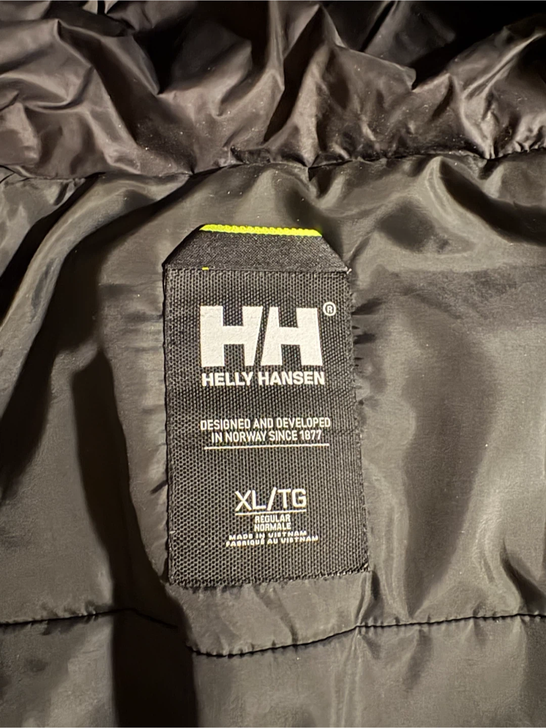 Helly Hansen Black Winter Puffer Jacket 🖤 - photo 2