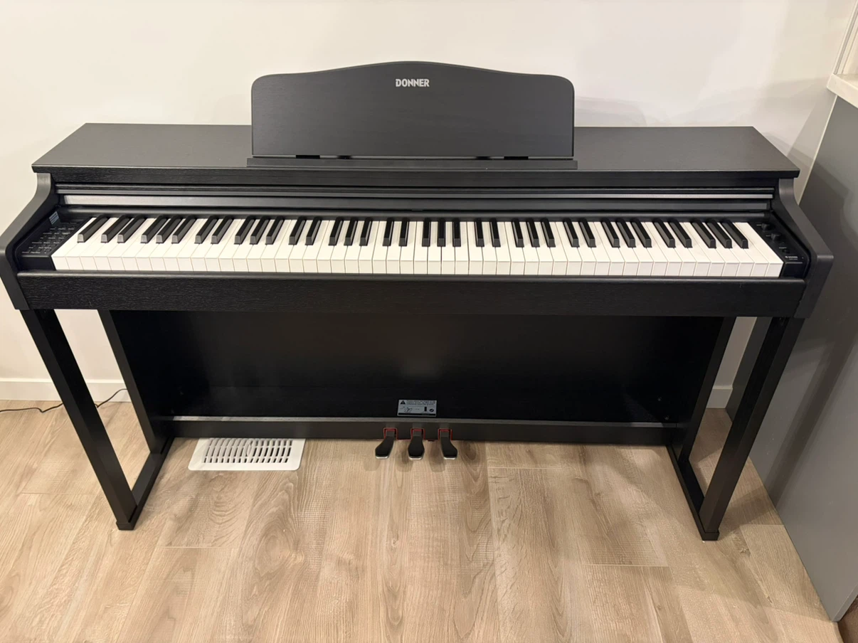 Donner DDP-100S Digital Piano – Great Price! - photo 2
