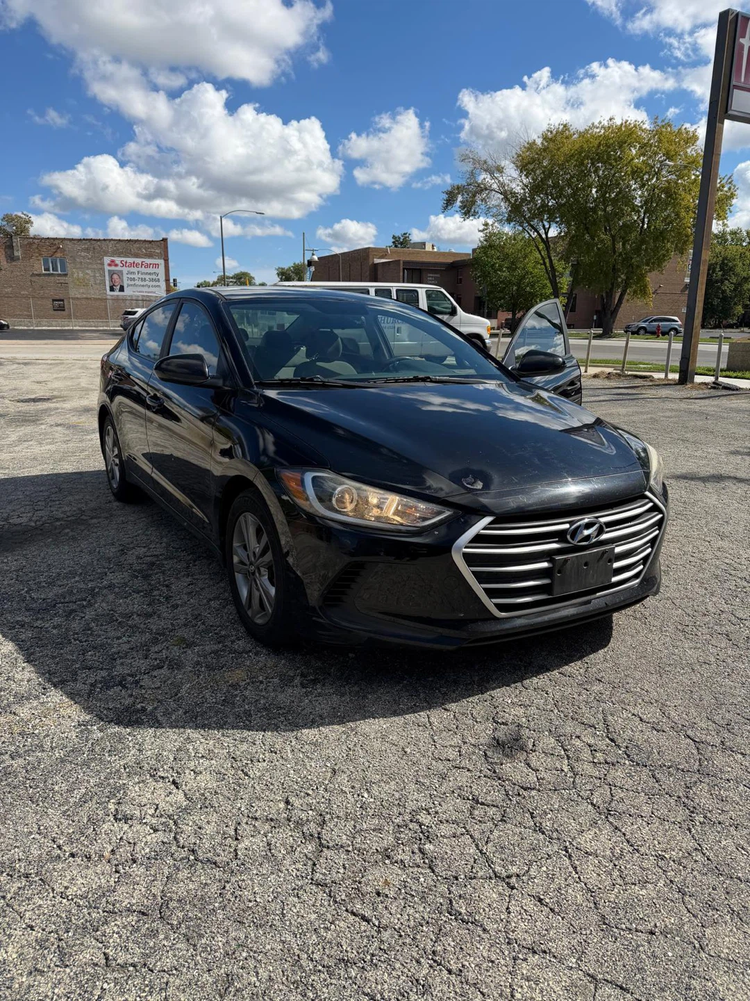 Hyundai Elantra Sedan