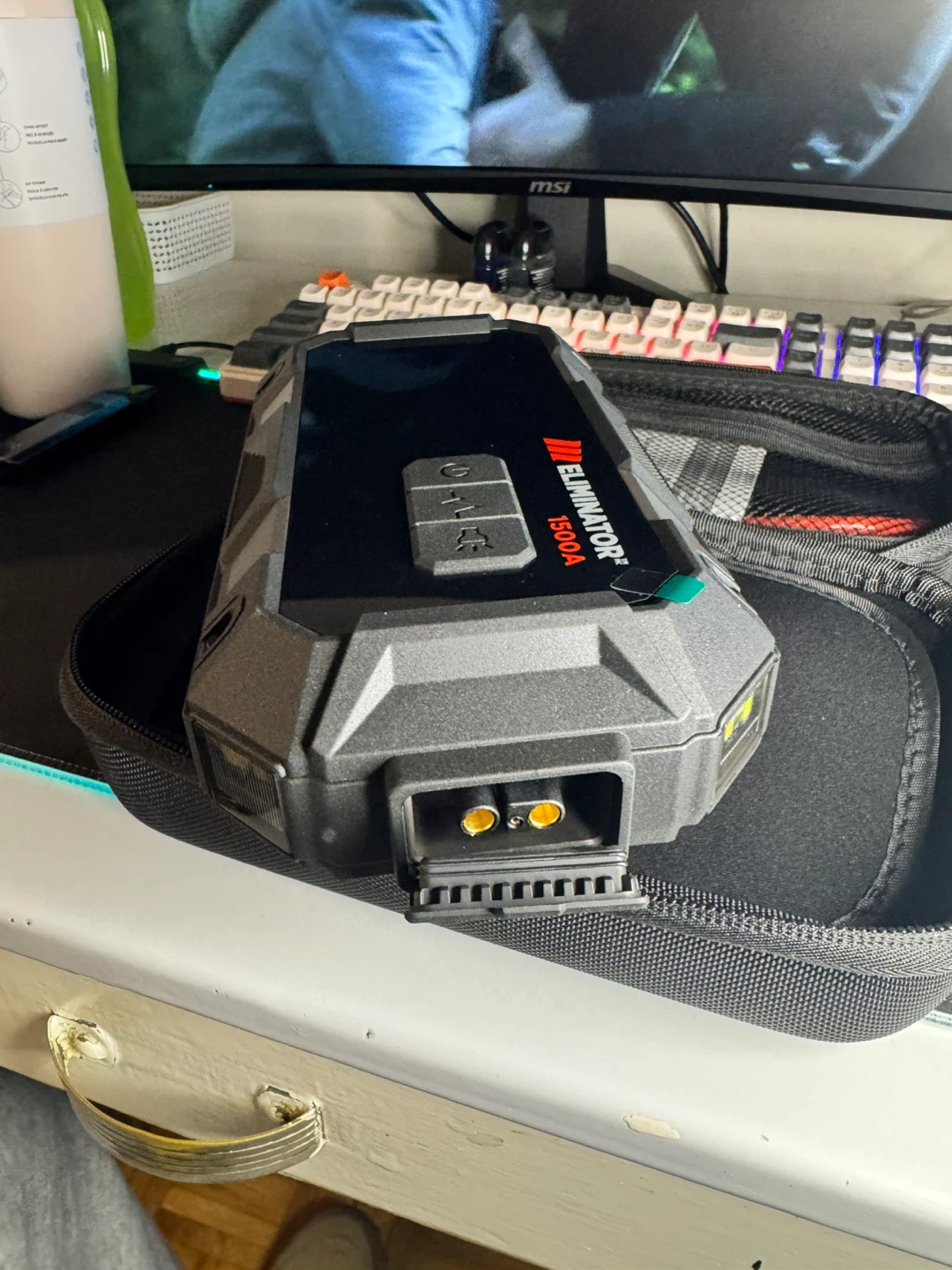 Motomaster Eliminator 1500A Jump Starter - photo 3