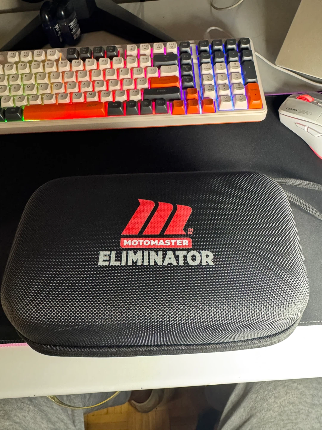 Motomaster Eliminator 1500A Jump Starter - photo 5