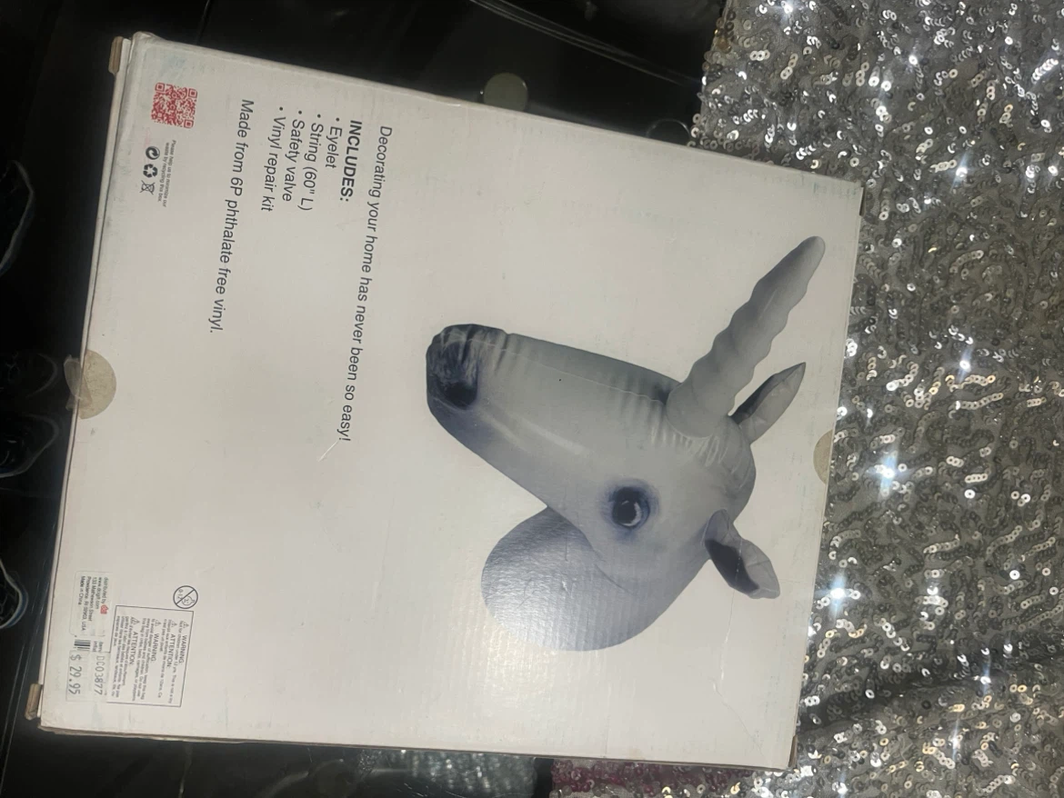 DCI Inflatable Unicorn Head - photo 2