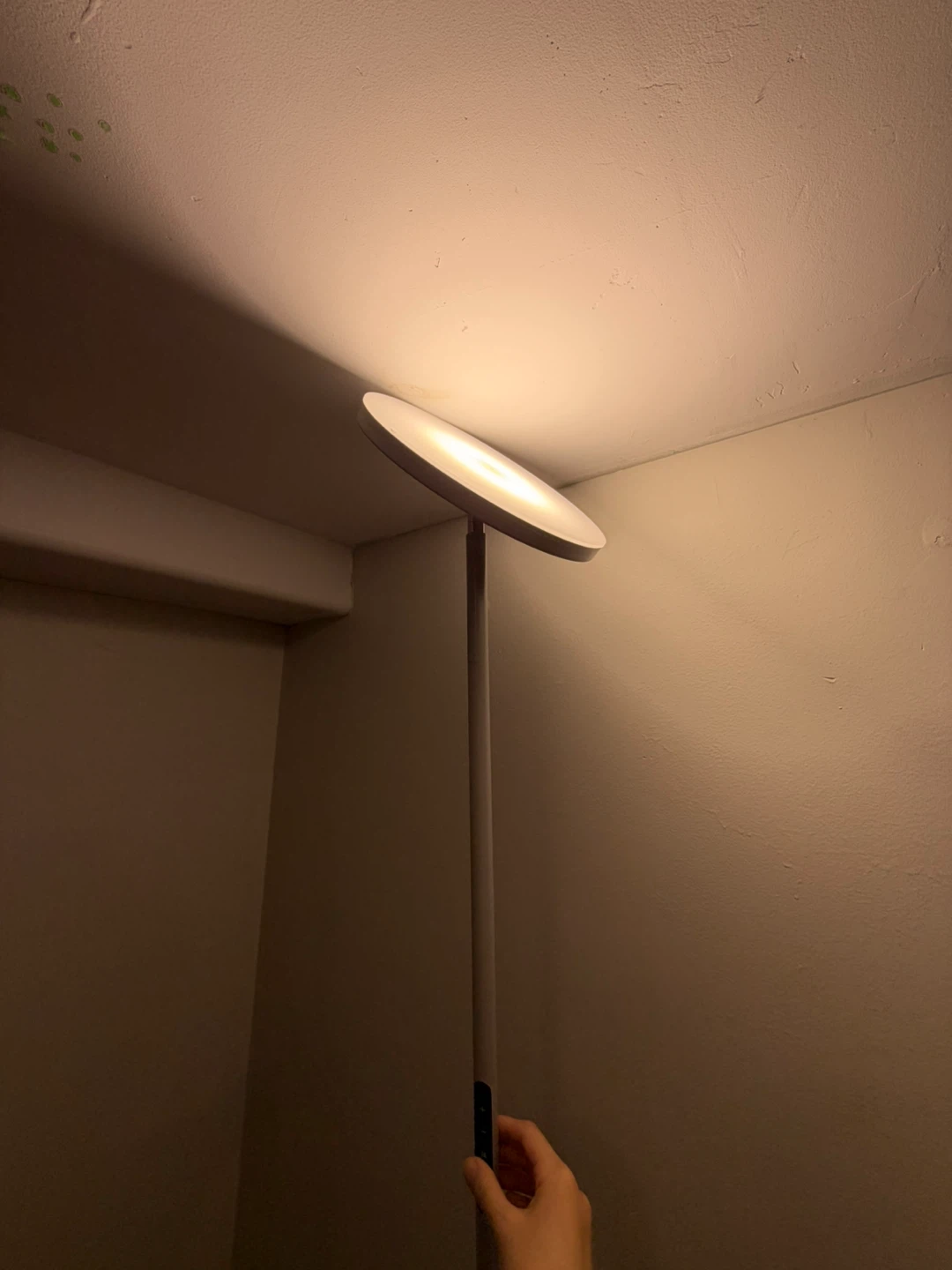 Modern LED Floor Lamp - photo 3