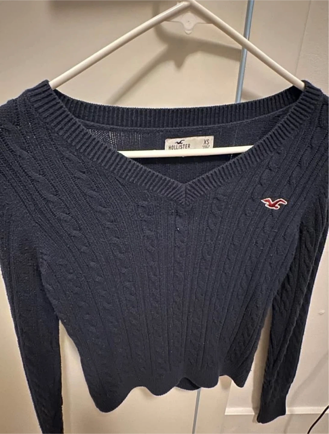 Hollister cable knit sweaters - burgundy and navy - photo 2