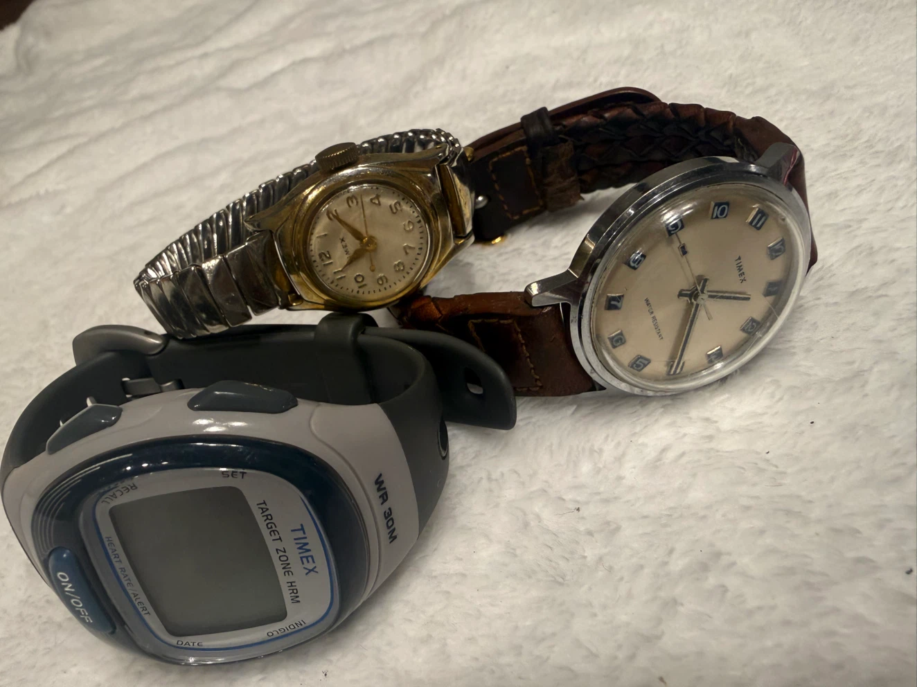 3 TIMEX VINTAGE WATCHES