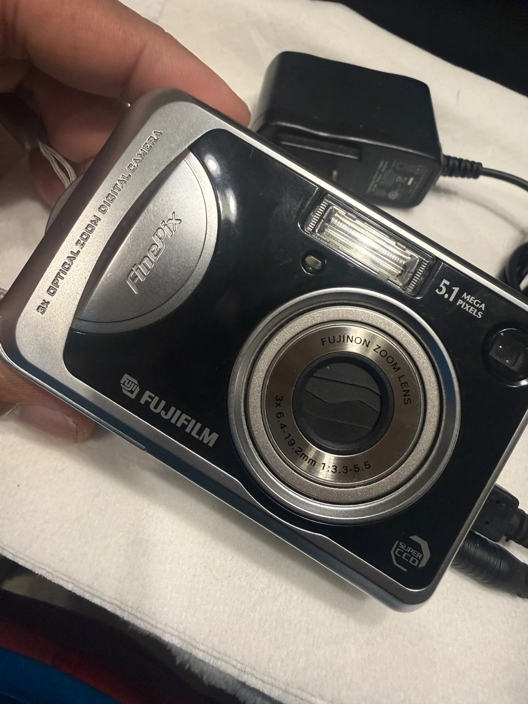 Fujifilm FinePix A510 Digital Camera - photo 2