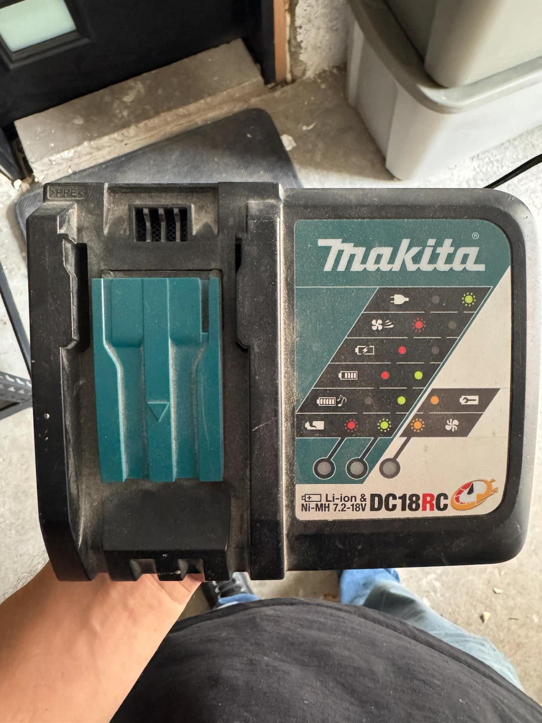 Makita DC18RC Fast Charger OEM