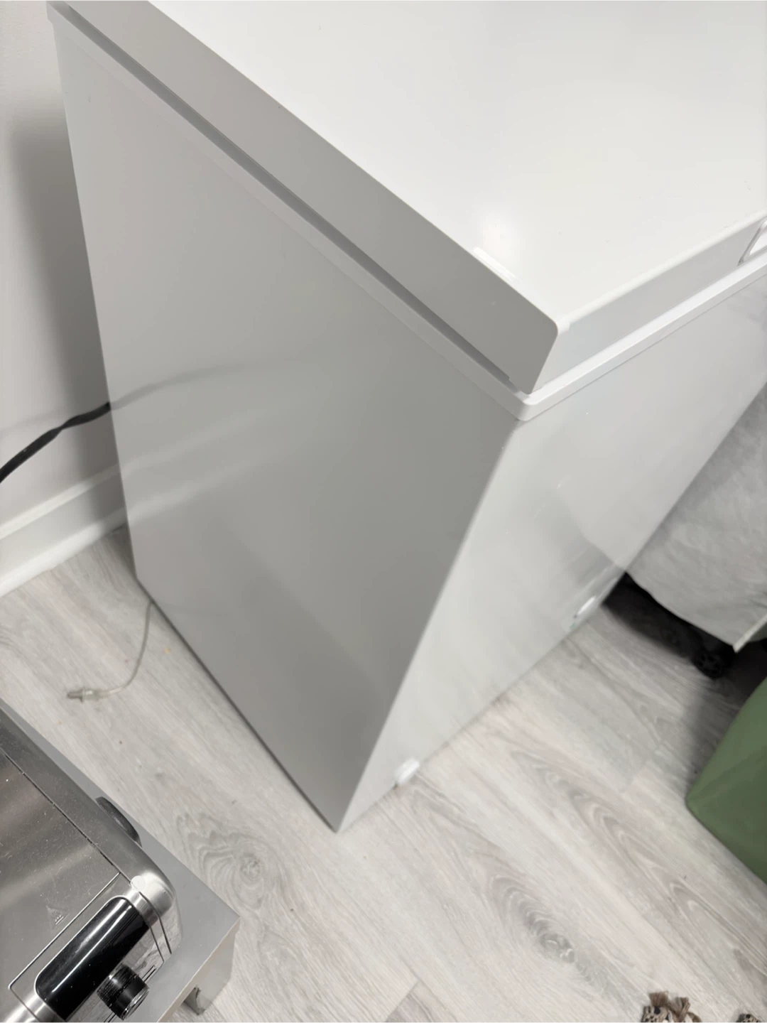 Midea Chest Freezer - photo 2