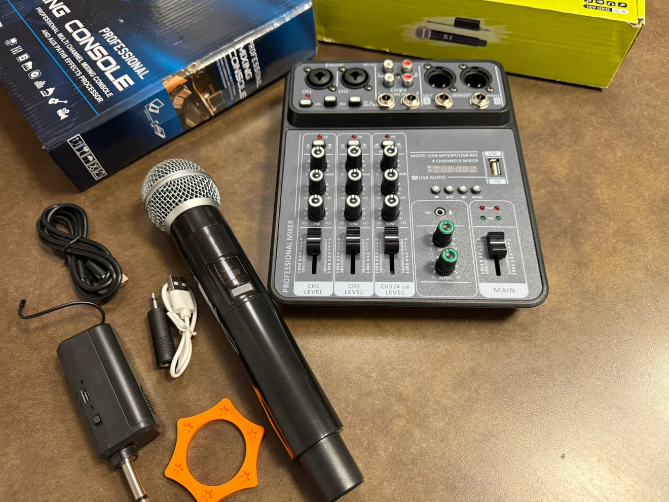 Professional Mixing Console and Wireless Microphone - photo 2