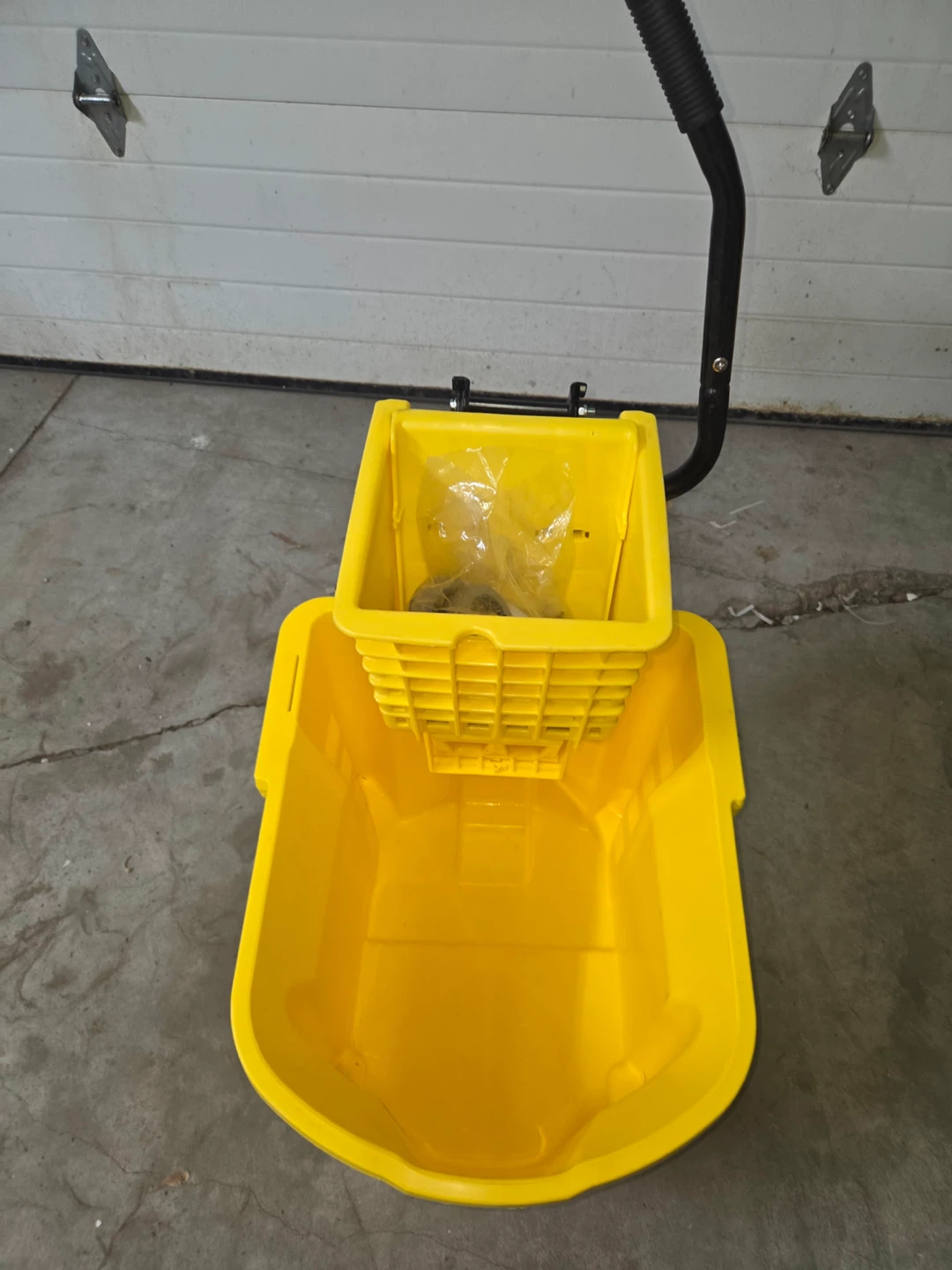 Industrial Mop Bucket with Wringer