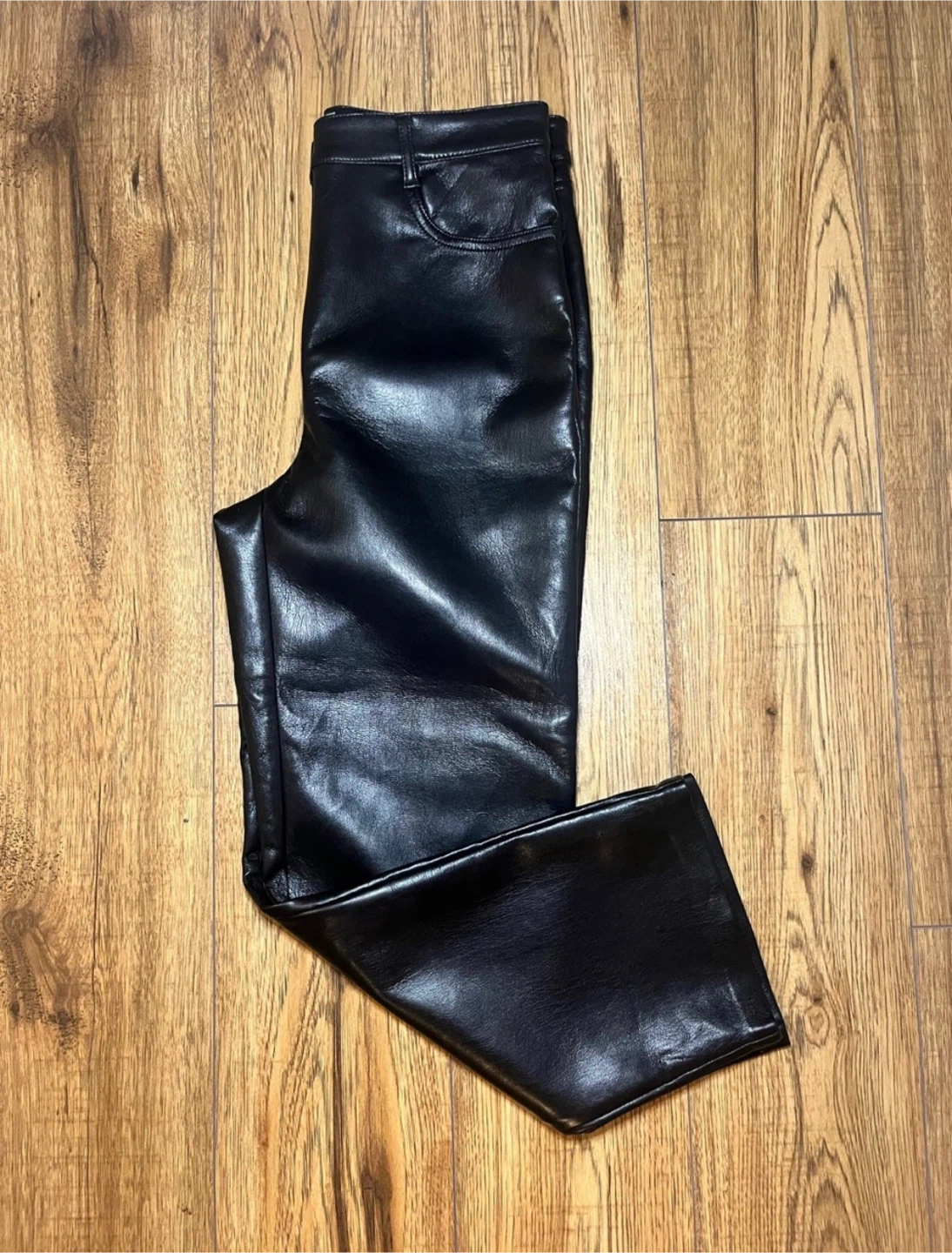 Aritzia Wilfred Melina Cropped Vegan Leather Pants Black - Size - photo 4