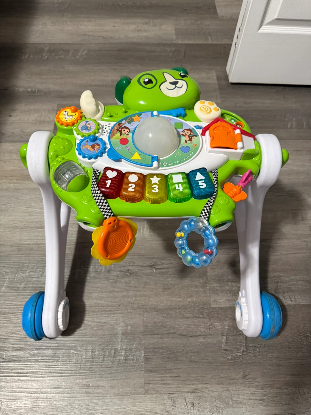 LeapFrog Scout's Get Up & Go Walker
