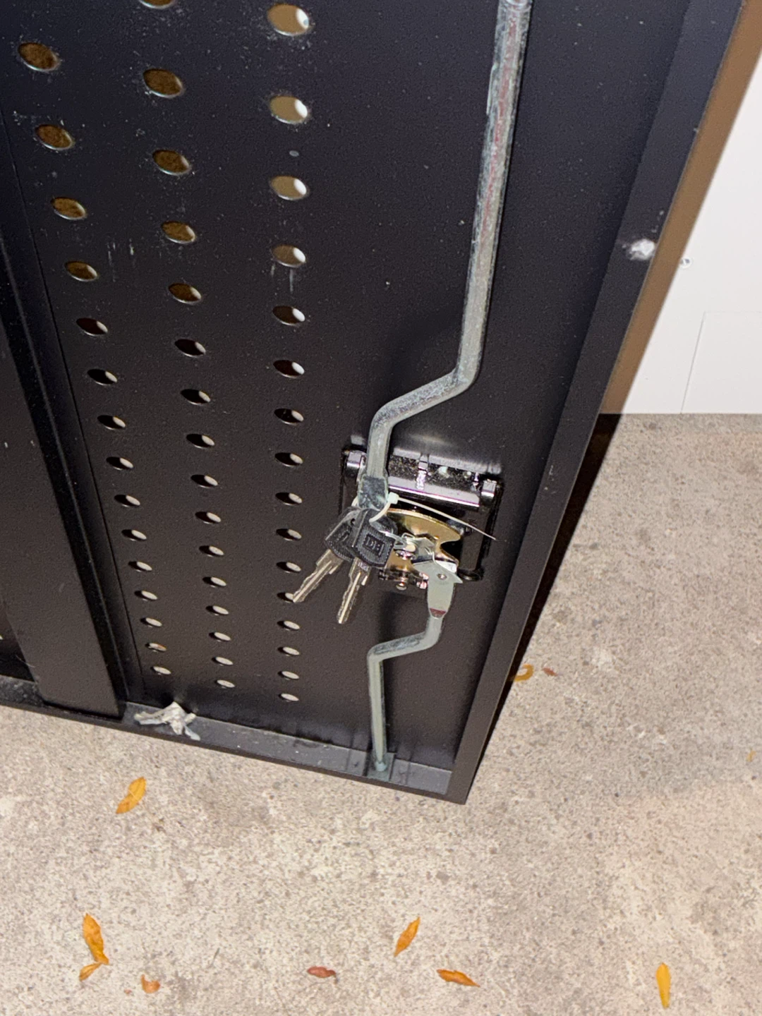 Black Laptop Device Charging Cart - photo 5