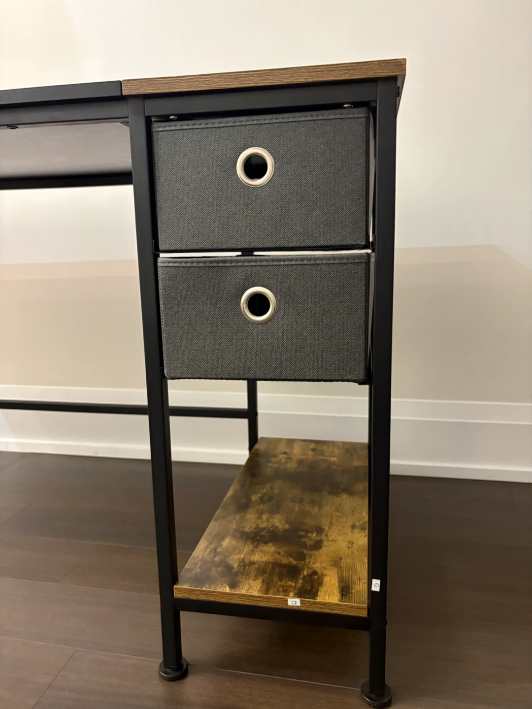 Office desk with drawers - photo 3