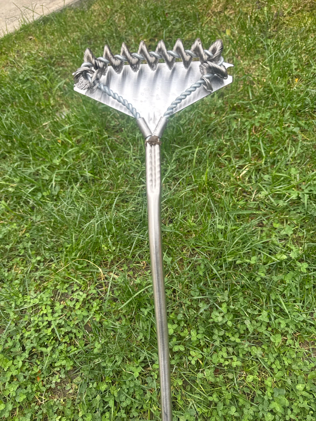 Napoleon Grill Cleaning Brush - photo 2