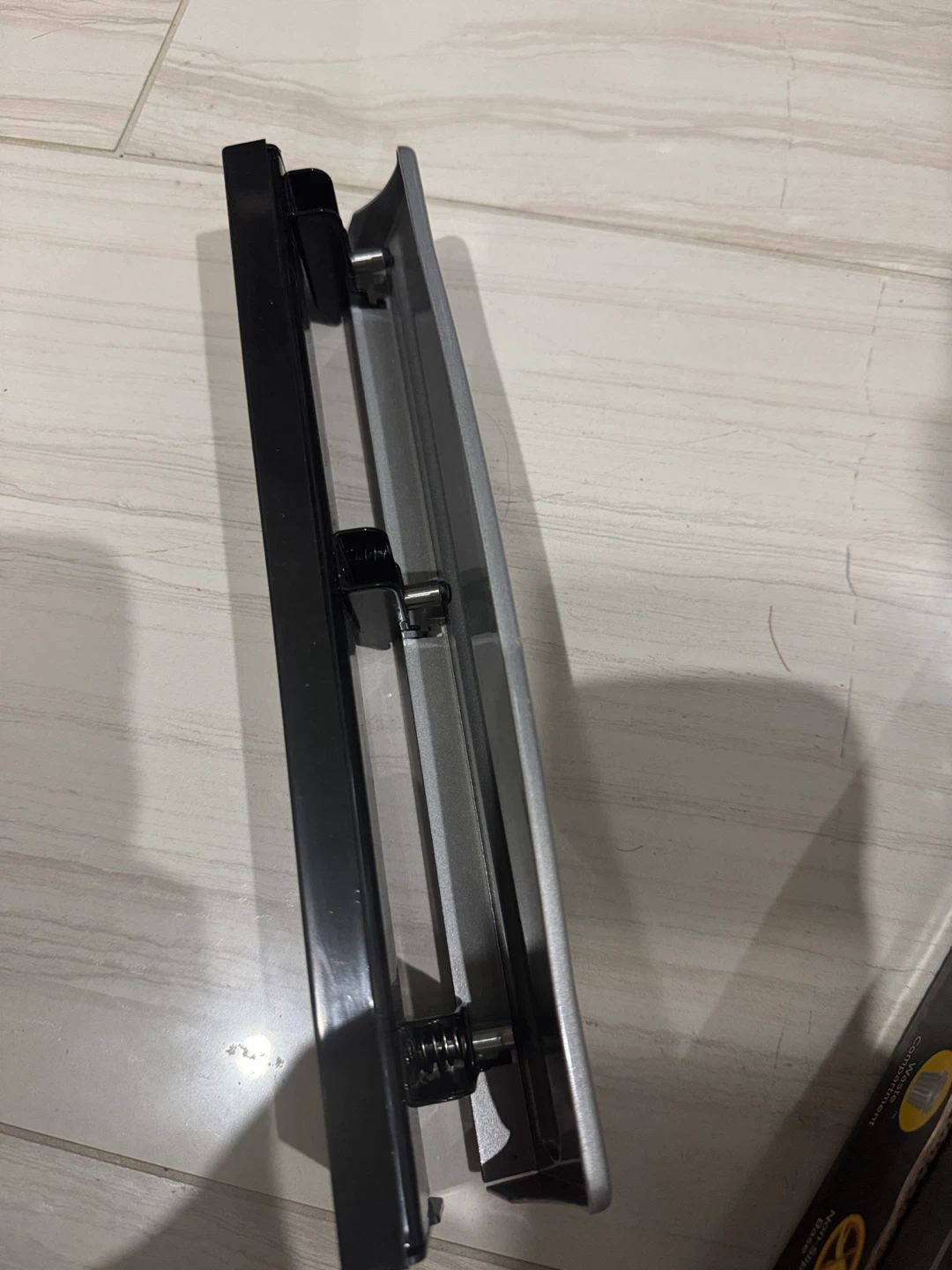 Bostitch 3-Hole Punch - photo 3