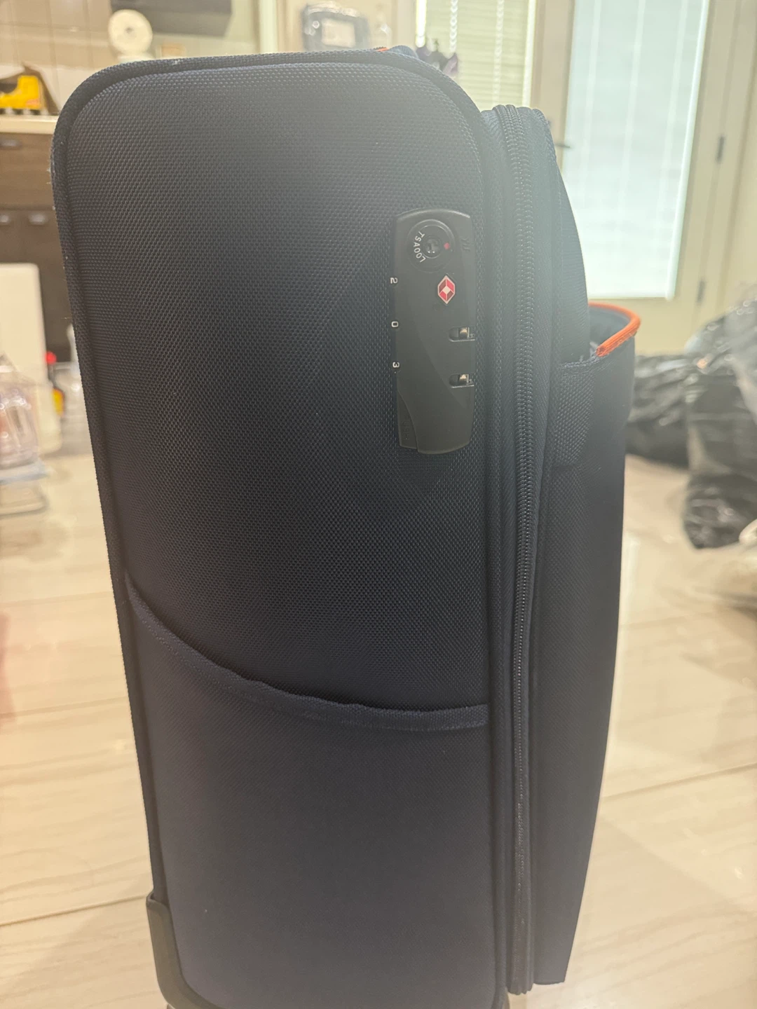 Sacombank carry-on luggage - photo 3