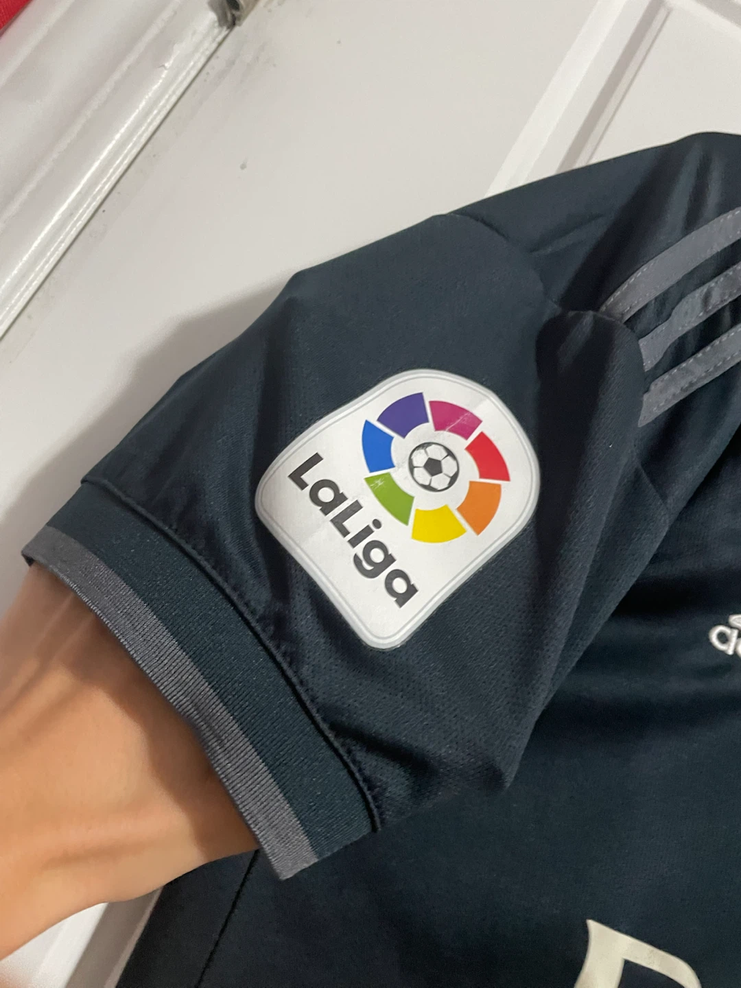 2018-19 Real Madrid away Jersey black and grey - photo 5
