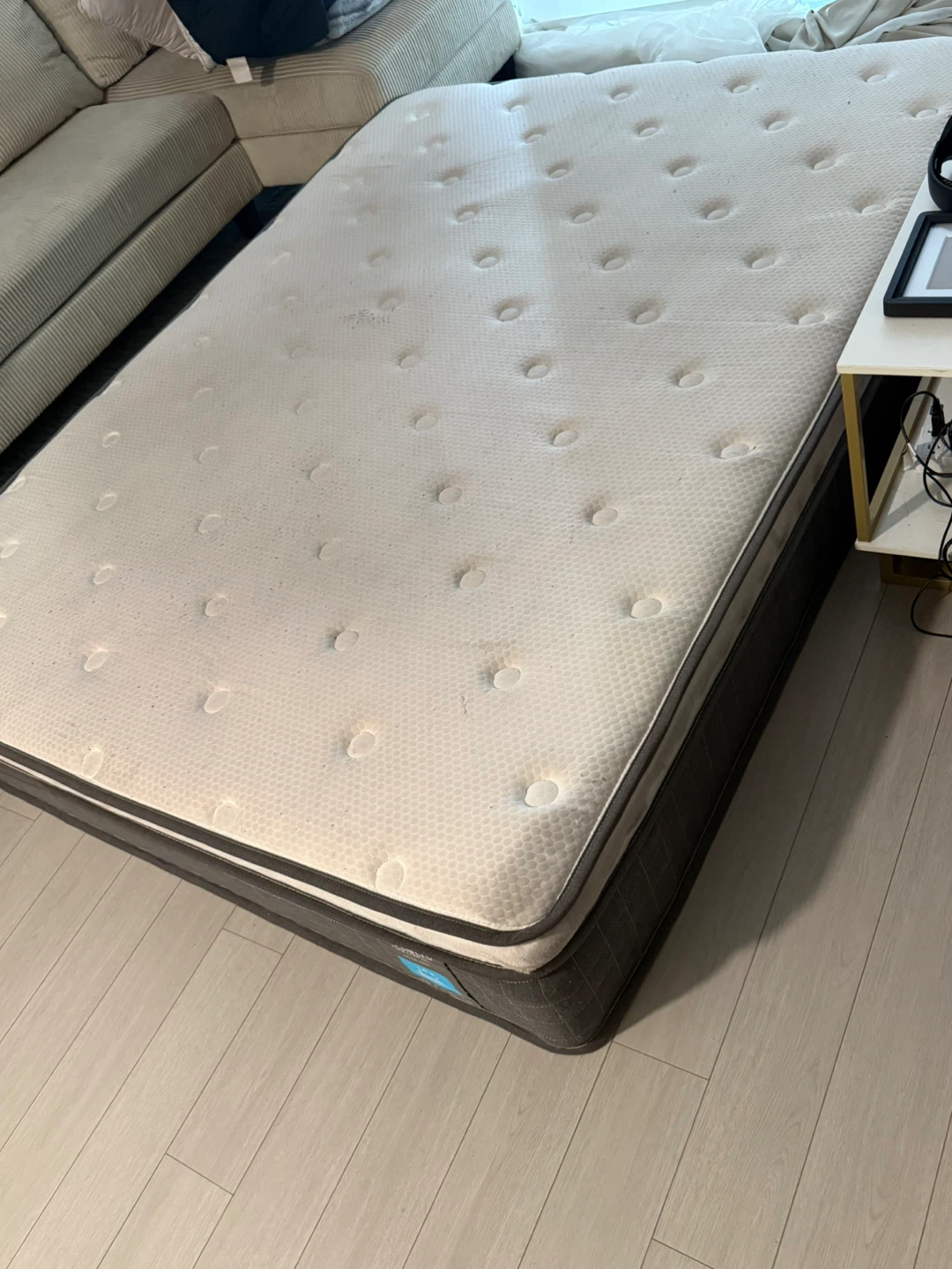 Molblly Pure Comfort Mattress ( Queen Size)