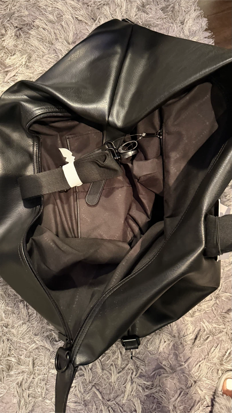 New Bugatti Black Duffle Bag - photo 3