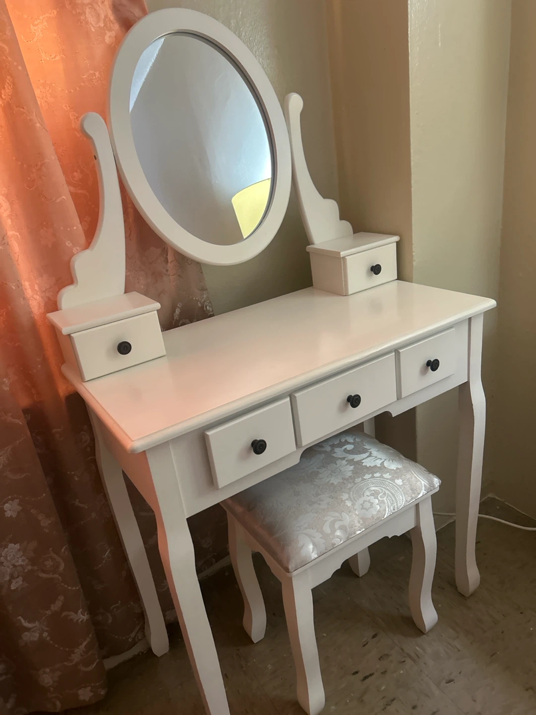White Vanity Table with Mirror and Stool - photo 3