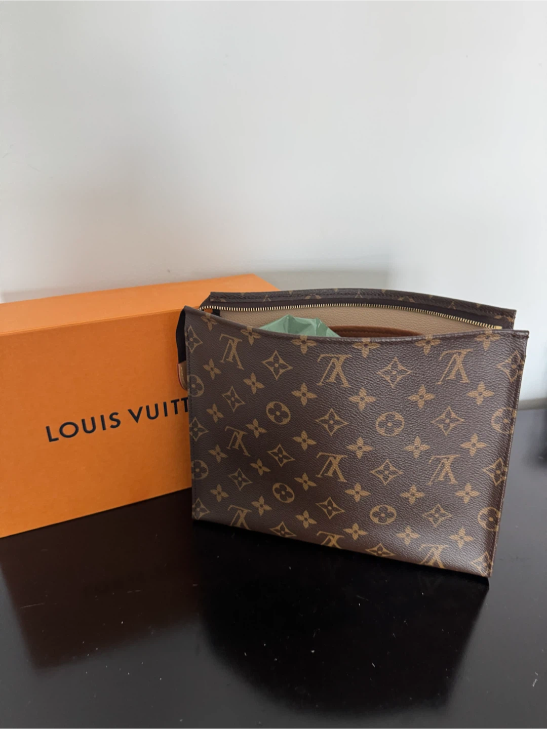 Louis Vuitton Monogram Toiletry Pouch euc 26 comes with receipt