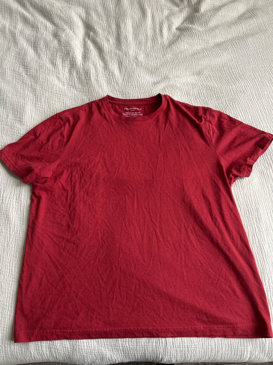 Banana Republic Premium Wash T-Shirt Red