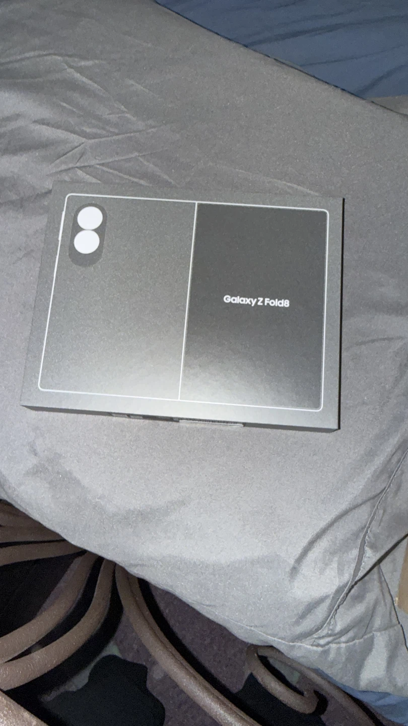 Samsung Galaxy Z Fold 8