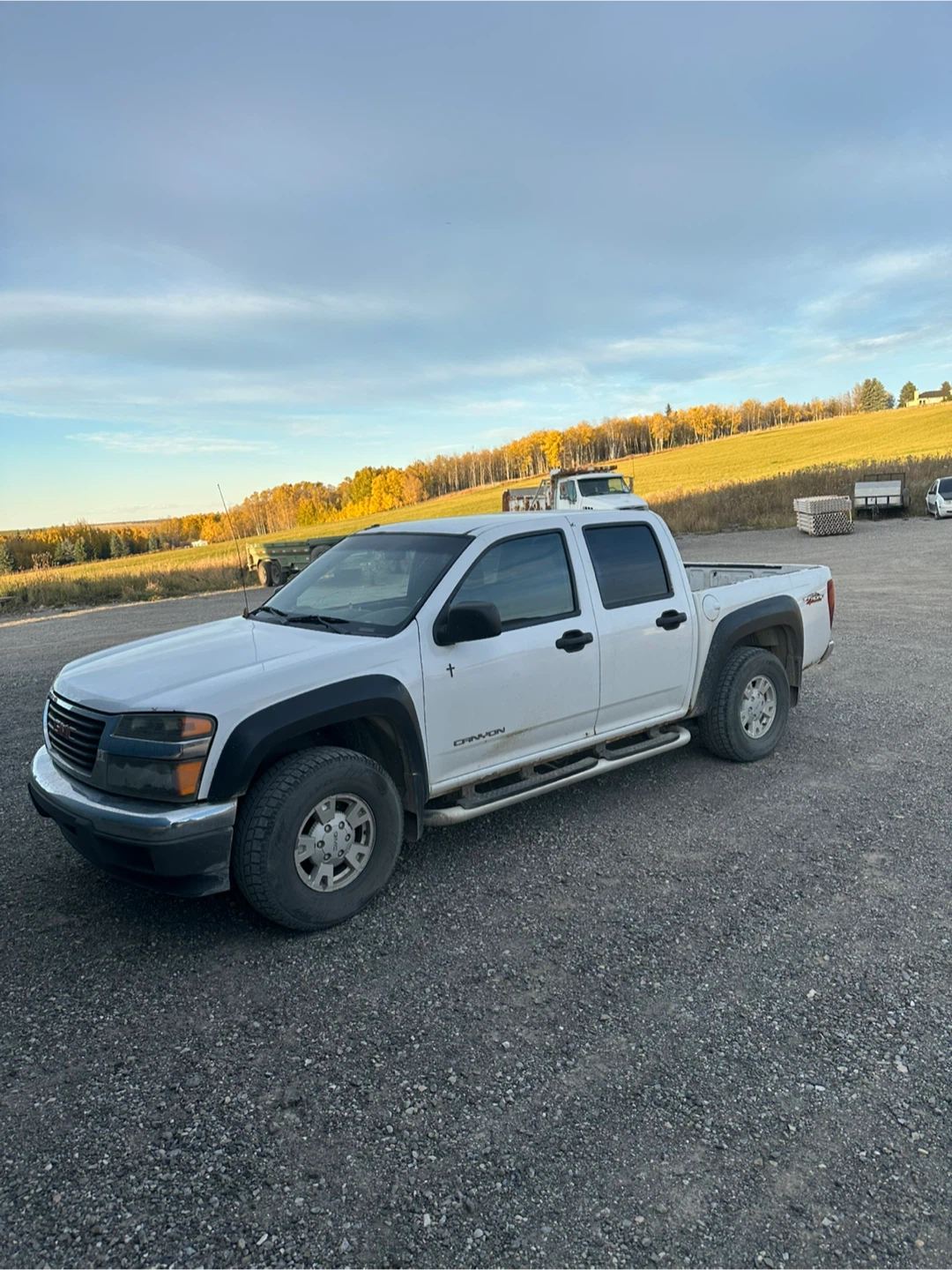 GMC Canyon Crew Cab Truck - photo 2