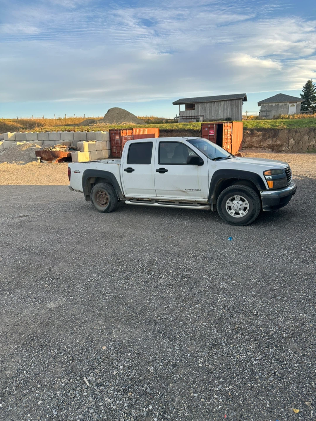 GMC Canyon Crew Cab Truck - photo 3