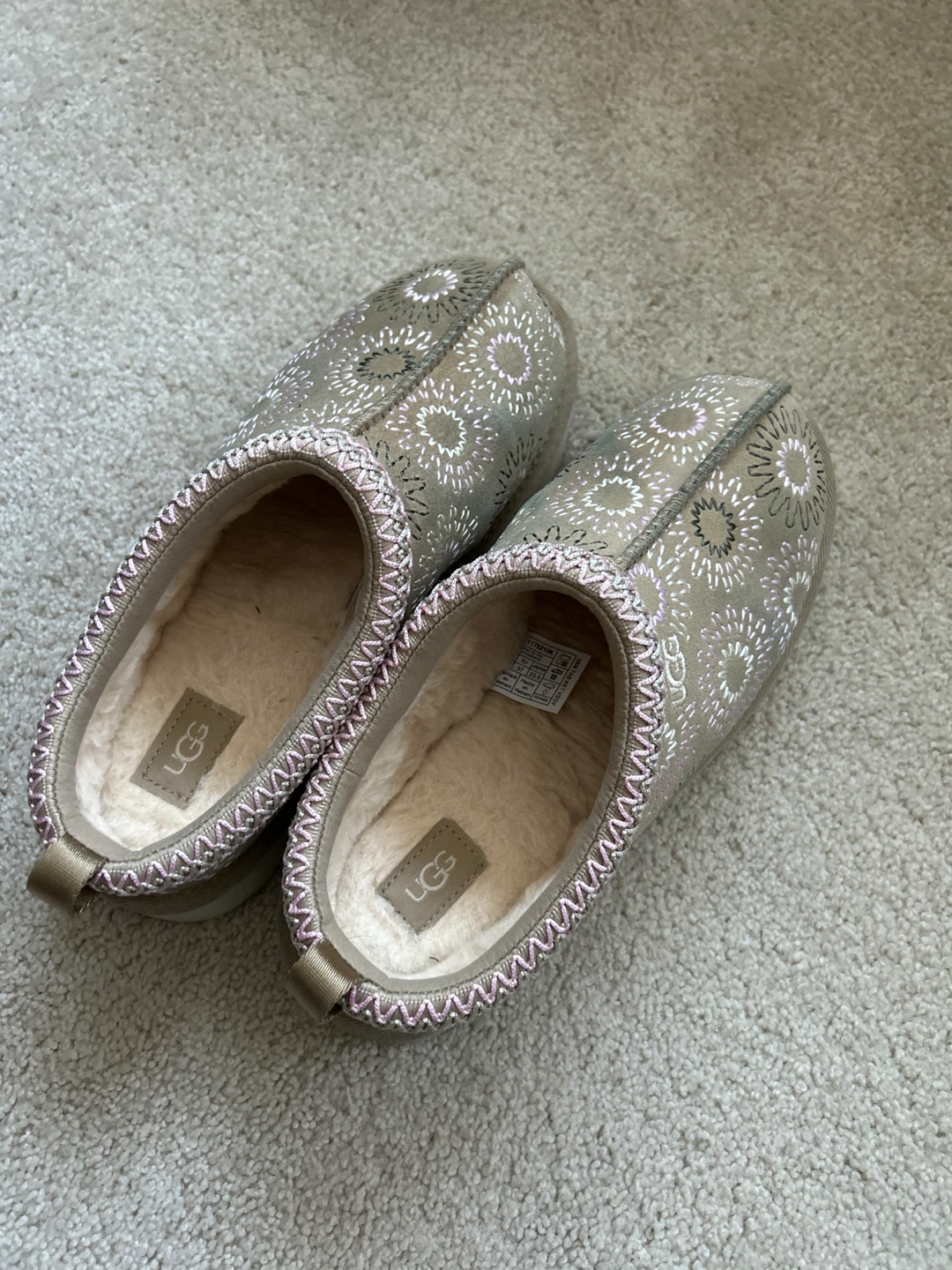 UGG Slippers with Floral Embroidery