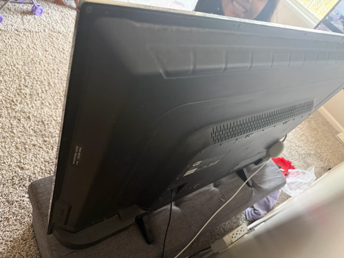 Toshiba 49L310U 49-inch LED TV - photo 2