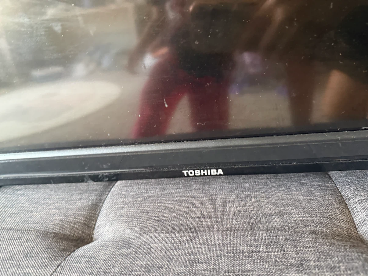 Toshiba 49L310U 49-inch LED TV - photo 3